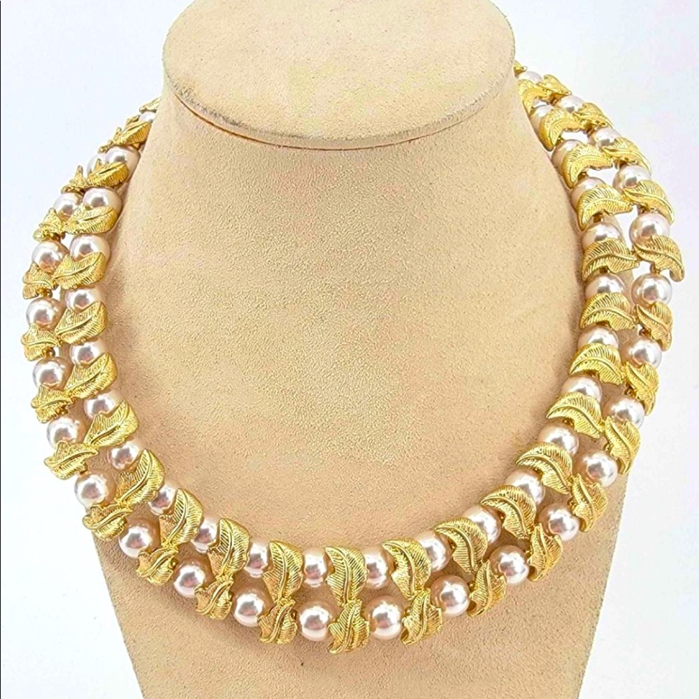 Pearl & Gold Necklace